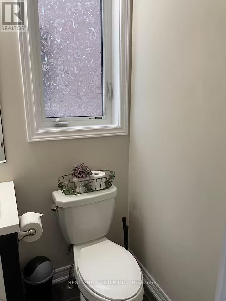 53 Pelican Lane, Hamilton, Ontario  L8K 0A4 - Photo 8 - X12600088