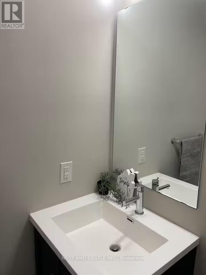 53 Pelican Lane, Hamilton, Ontario  L8K 0A4 - Photo 9 - X12600088