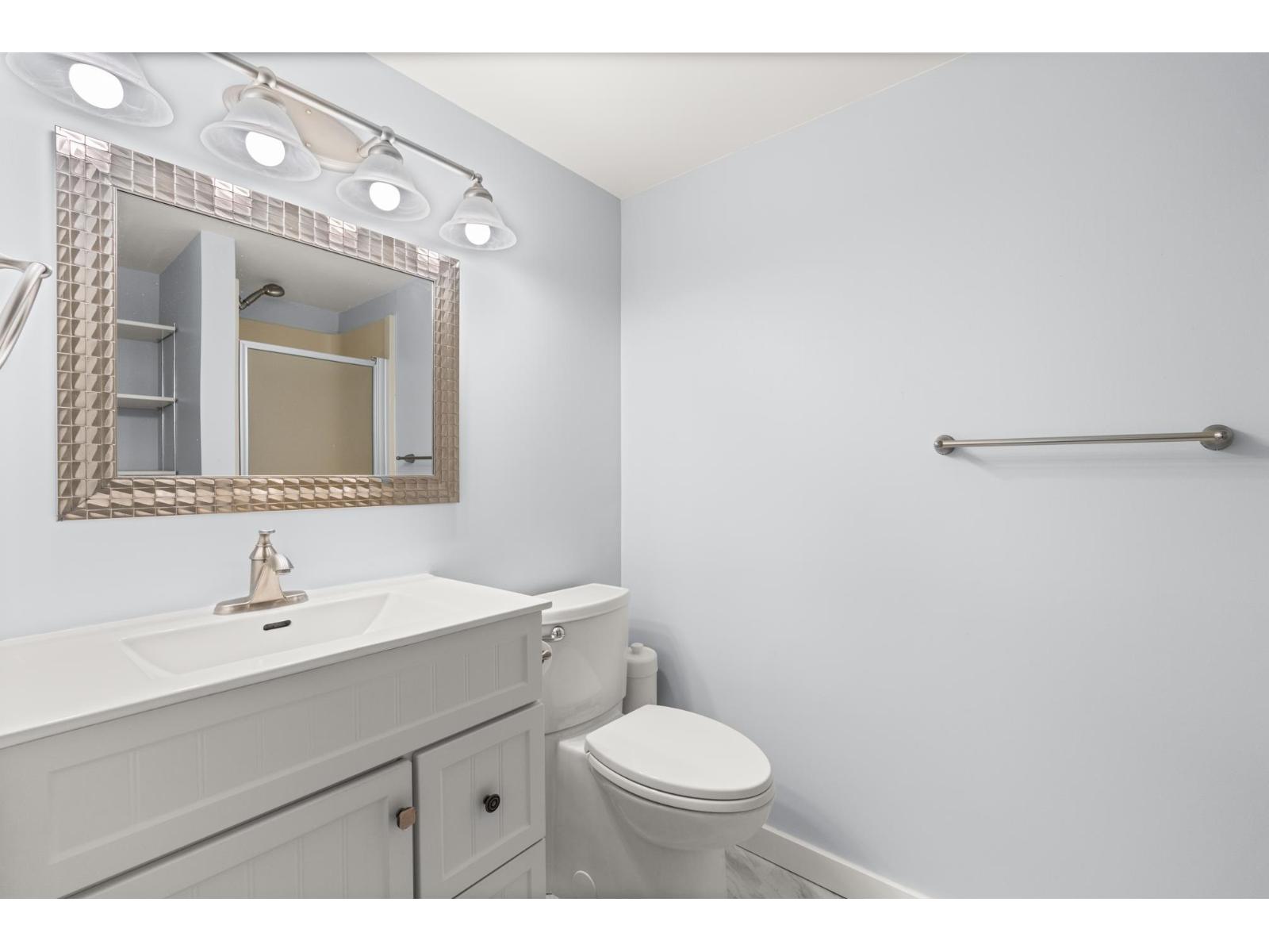 205 1531 Merklin Street, White Rock, British Columbia  V4B 4C6 - Photo 15 - R3062384