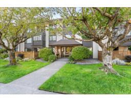 <div class="price">$420,000</div> 205 1531 Merklin Street, White Rock<br><div style="margin-bottom:8px;"><small>The Agency White Rock</small></div><div class='bed_bath'>2 Bed | 2 Bath</div>