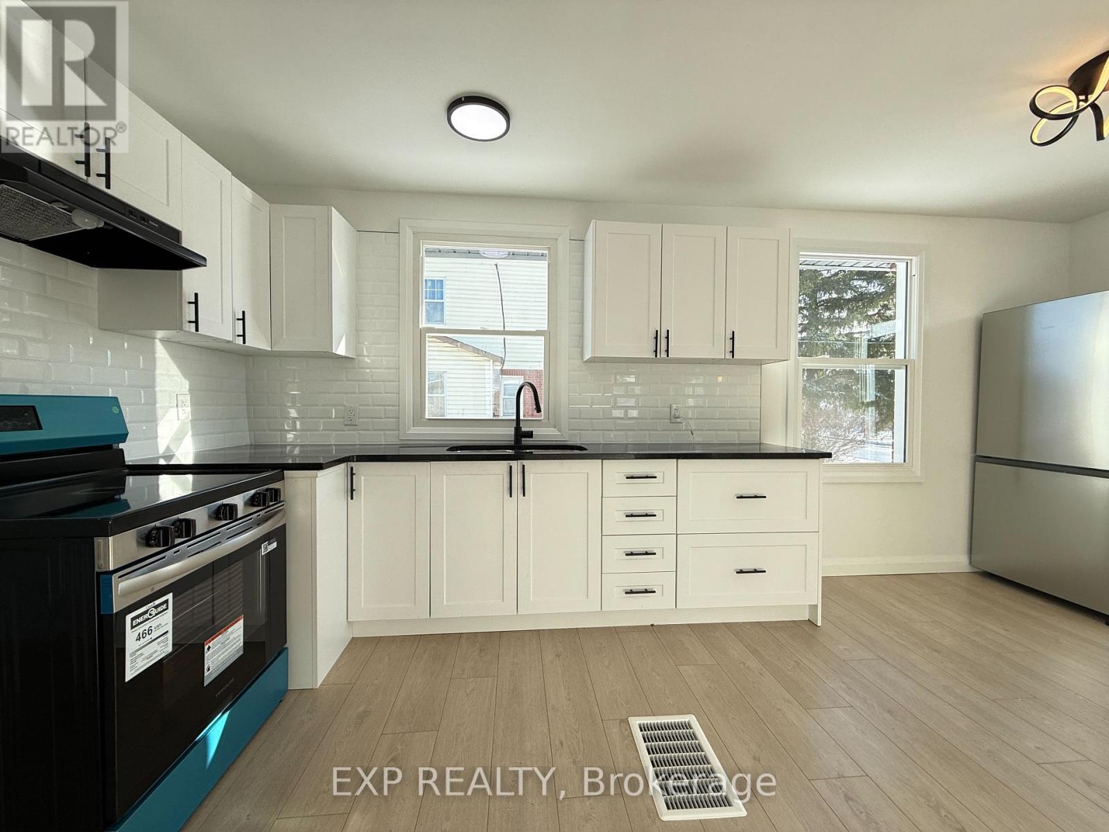 1000 Hamilton Road, London East, Ontario  N5W 1A5 - Photo 10 - X12600130