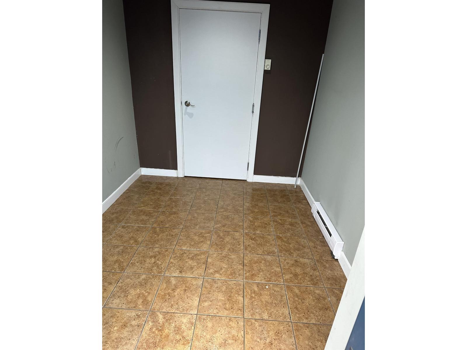 107 & 108 13045 84 Avenue, Surrey, British Columbia  V3W 1B3 - Photo 7 - C8074224