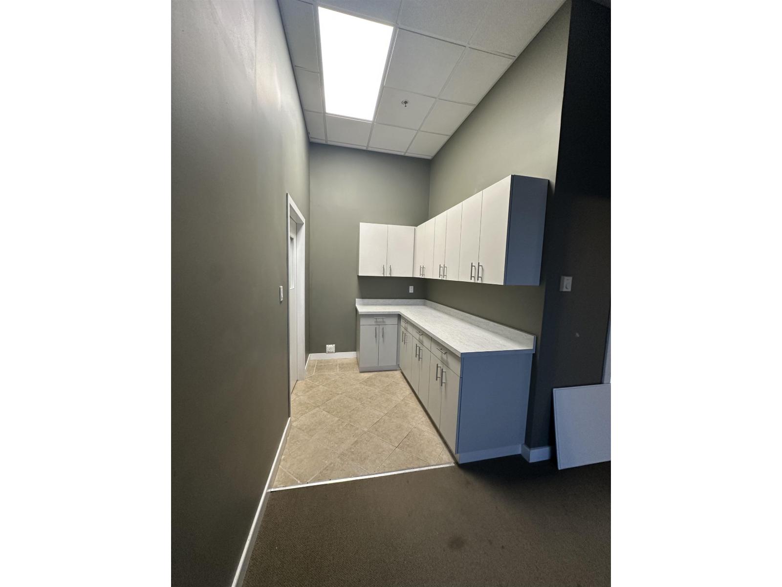 107 & 108 13045 84 Avenue, Surrey, British Columbia  V3W 1B3 - Photo 11 - C8074224