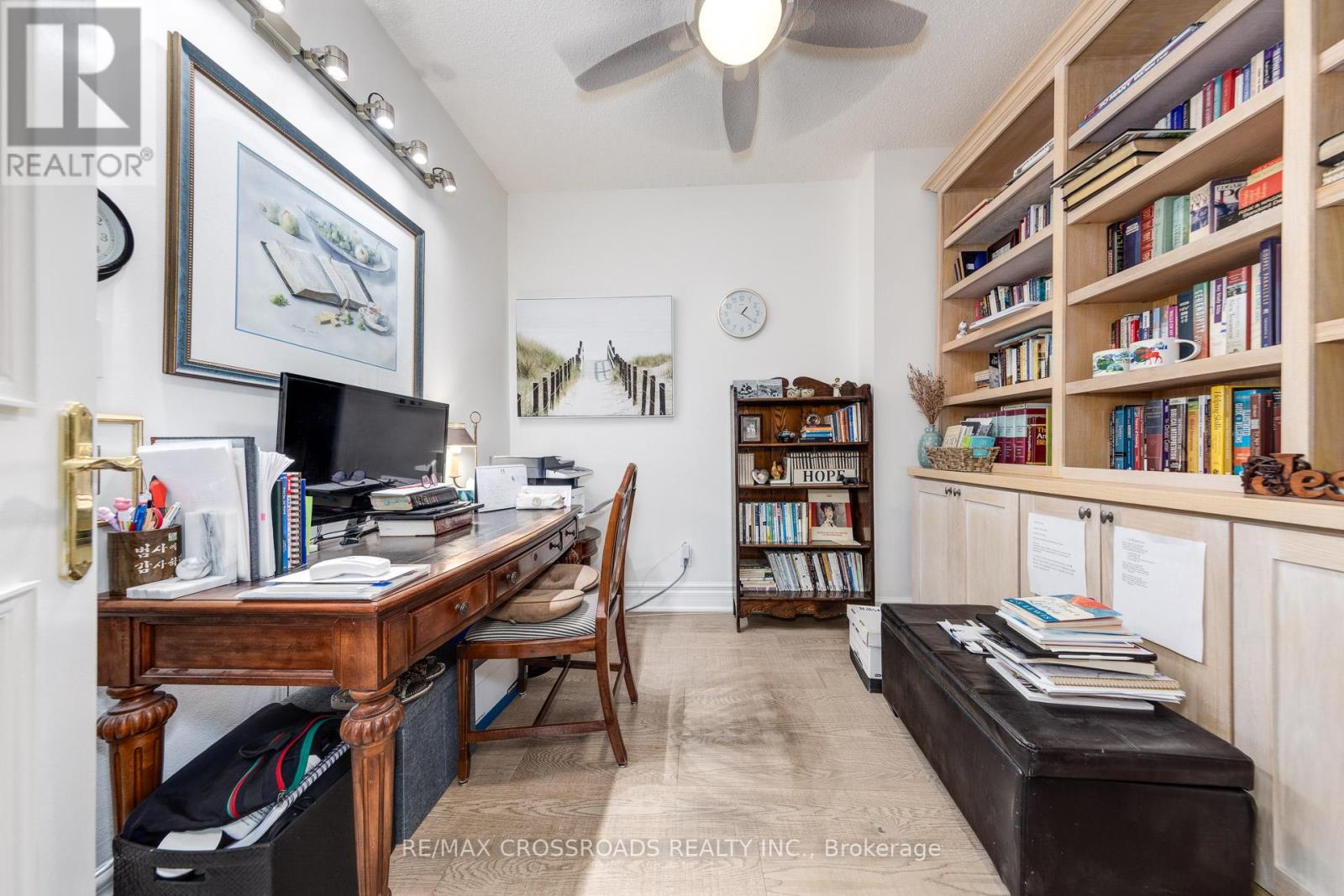 210 - 10 Old York Mills Road, Toronto, Ontario  M2P 2G9 - Photo 13 - C12600168