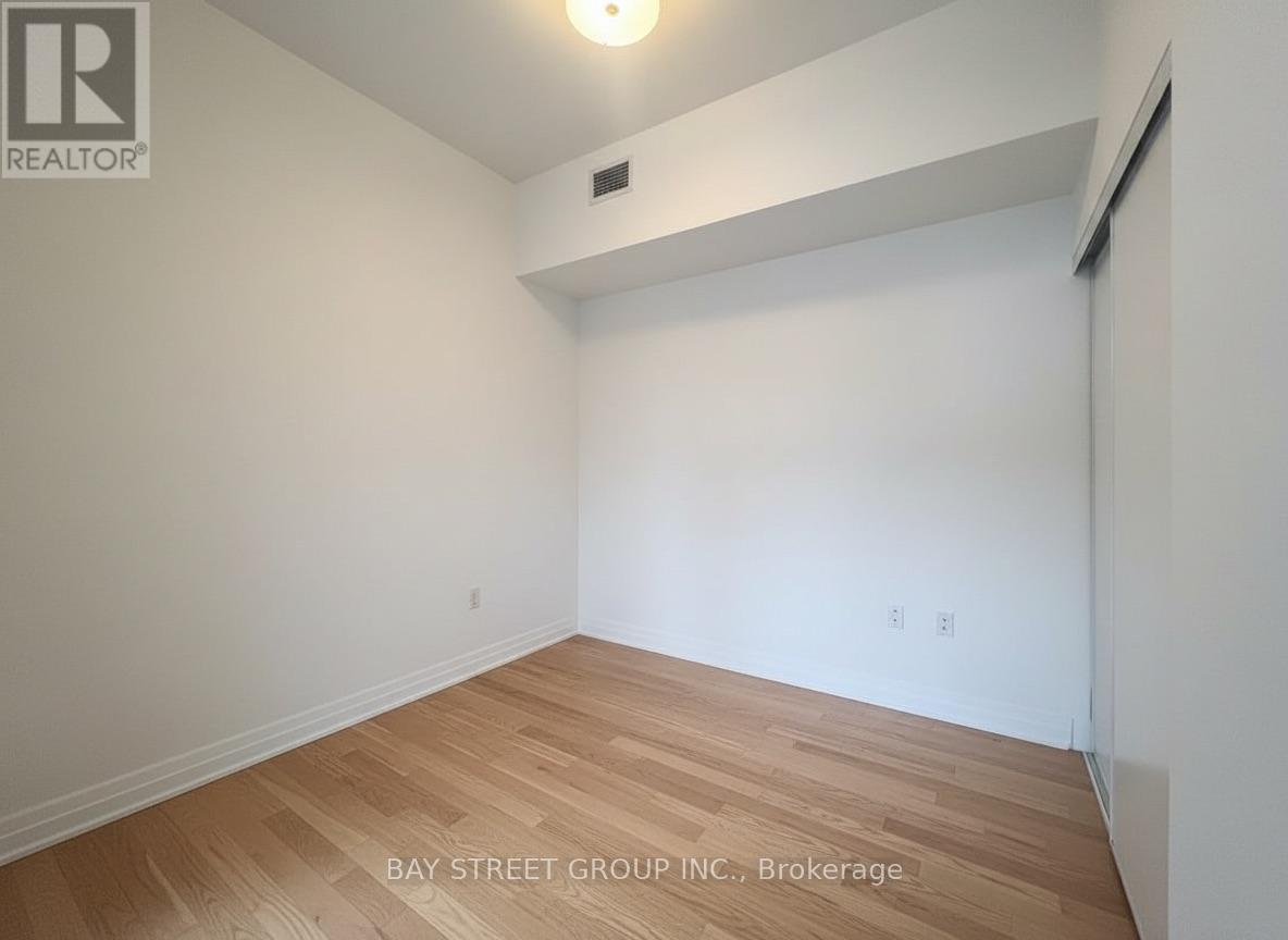 807 - 8 The Esplanade Street, Toronto, Ontario M5E 0A6 - Photo 5 - C12600174