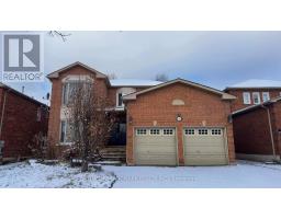 136 WORTH BOULEVARD, Vaughan, Ontario