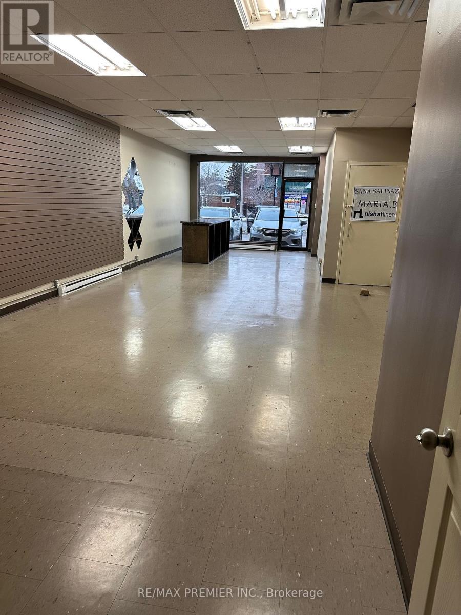 7 - 2965 Islington Avenue, Toronto, Ontario M9L 2K8 - Photo 3 - W12600140