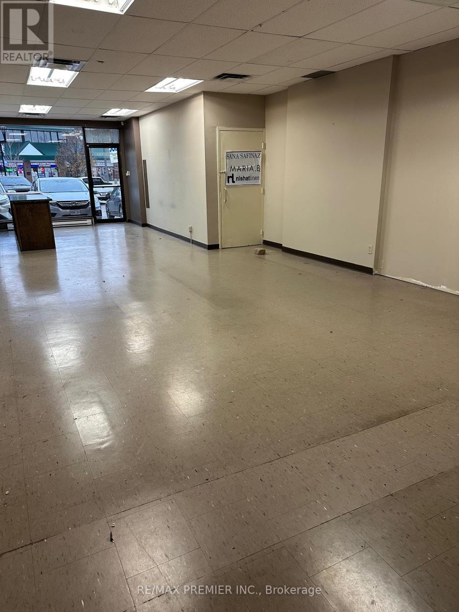 7 - 2965 Islington Avenue, Toronto, Ontario M9L 2K8 - Photo 4 - W12600140