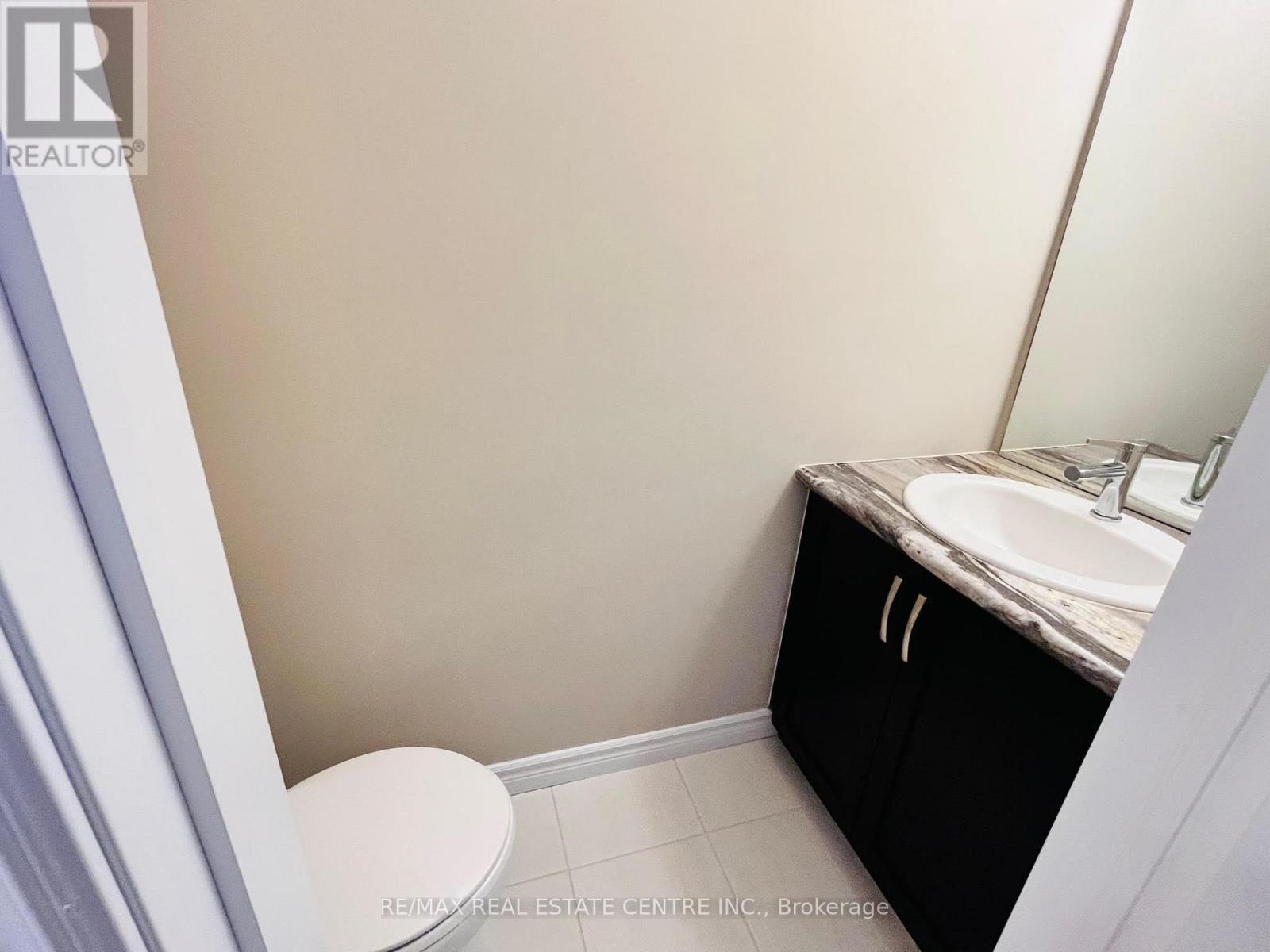 91 - 445 Ontario Street, Milton, Ontario L9T 9K4 - Photo 6 - W12600148