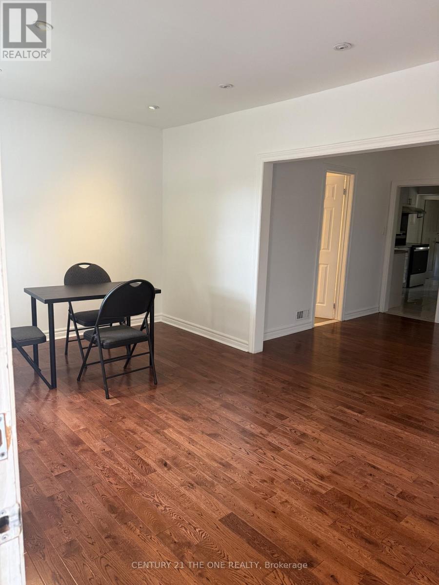 26 Avon Avenue, Toronto, Ontario M6N 3W7 - Photo 3 - W12600170