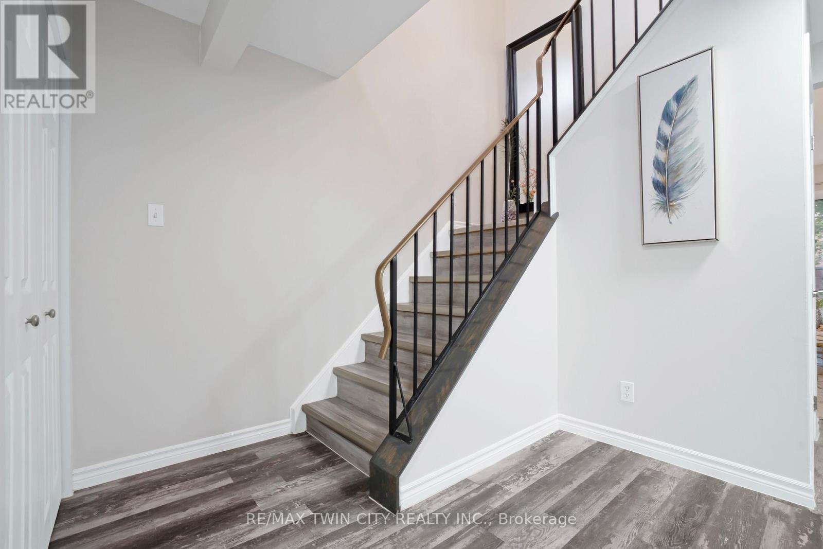 60 - 770 Fanshawe Park Road E, London North, Ontario N5X 1L5 - Photo 16 - X12600136