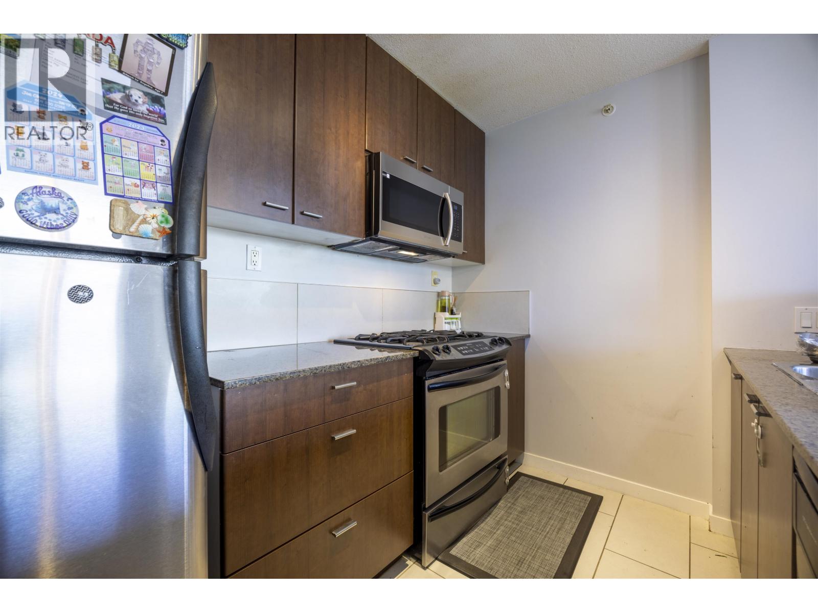 2103 7063 Hall Avenue, Burnaby, British Columbia  V5E 0A5 - Photo 10 - R3072075