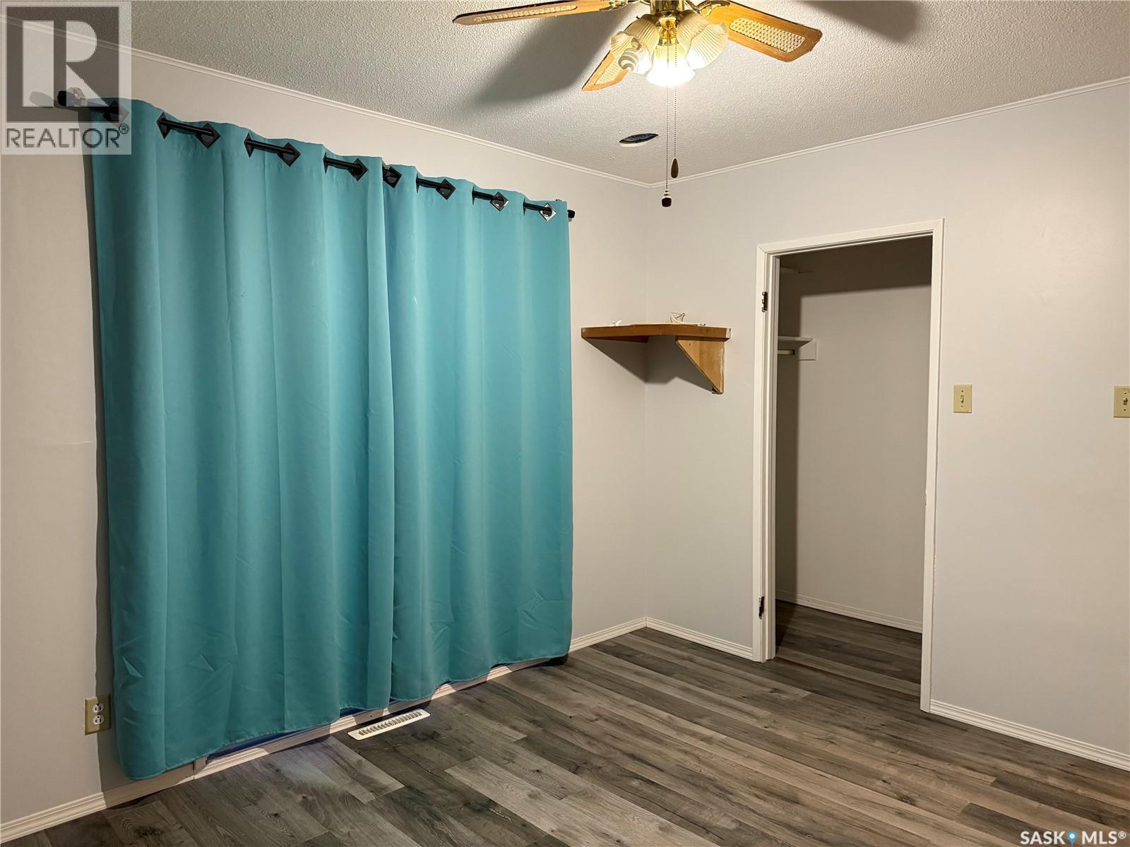 806 Centre Street, Meadow Lake, Saskatchewan  S9X 1G3 - Photo 8 - SK022412