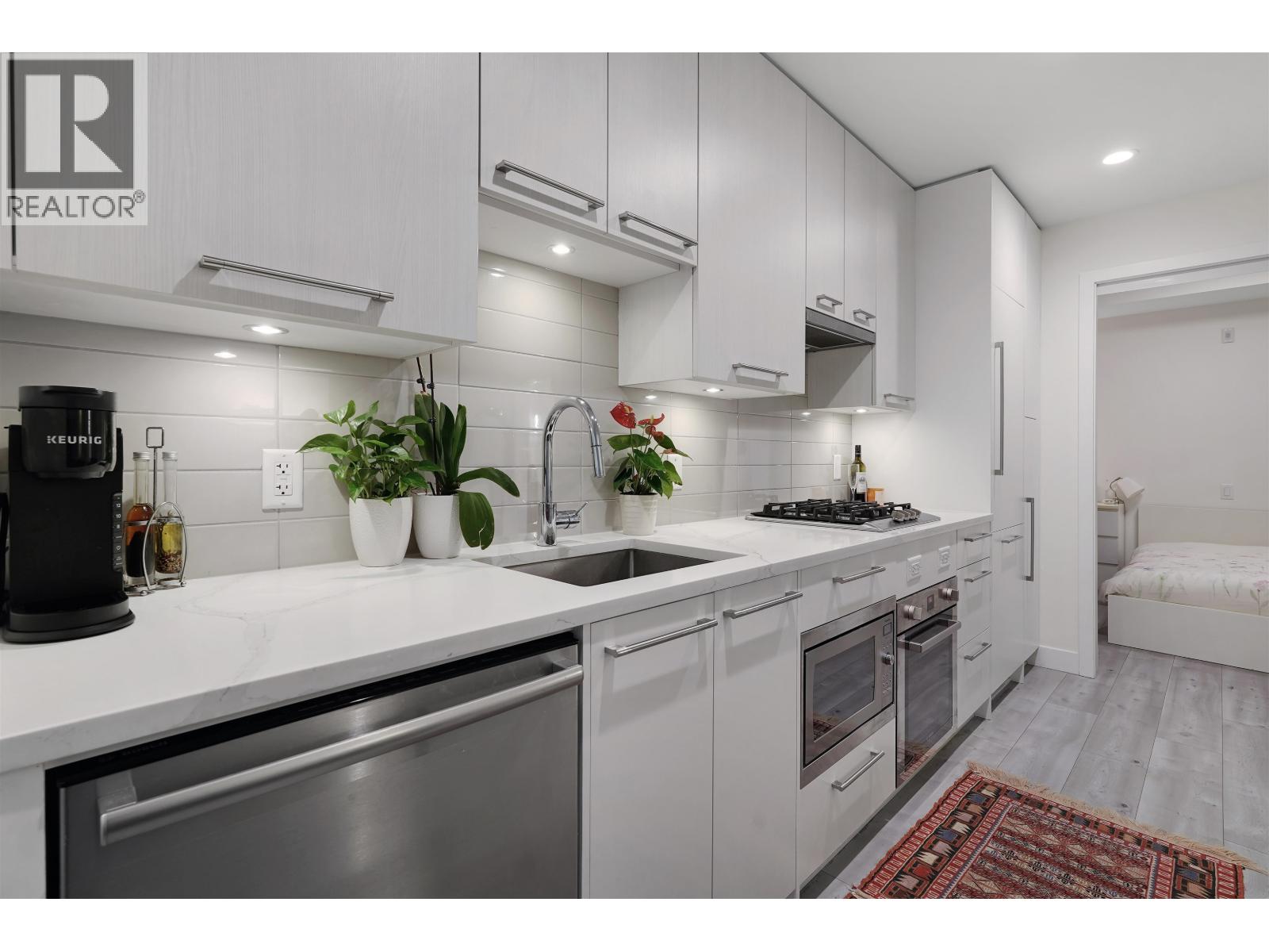 124 2035 Glenaire Drive, North Vancouver, British Columbia  V7P 1Y2 - Photo 6 - R3071447