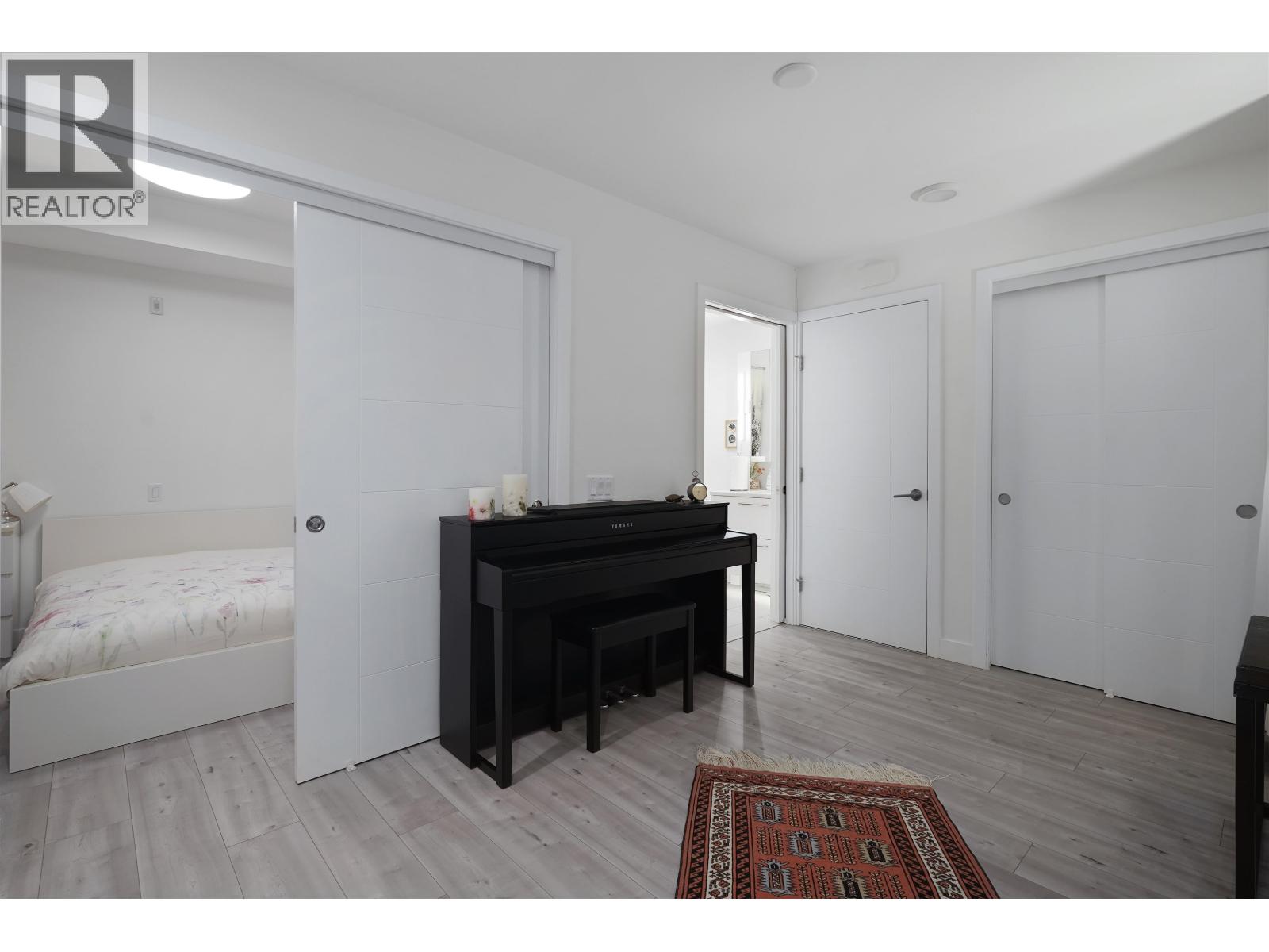 124 2035 Glenaire Drive, North Vancouver, British Columbia  V7P 1Y2 - Photo 9 - R3071447