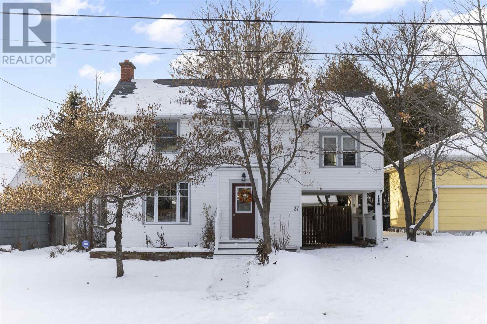 37 Poplar AVE, Sault Ste. Marie, Ontario