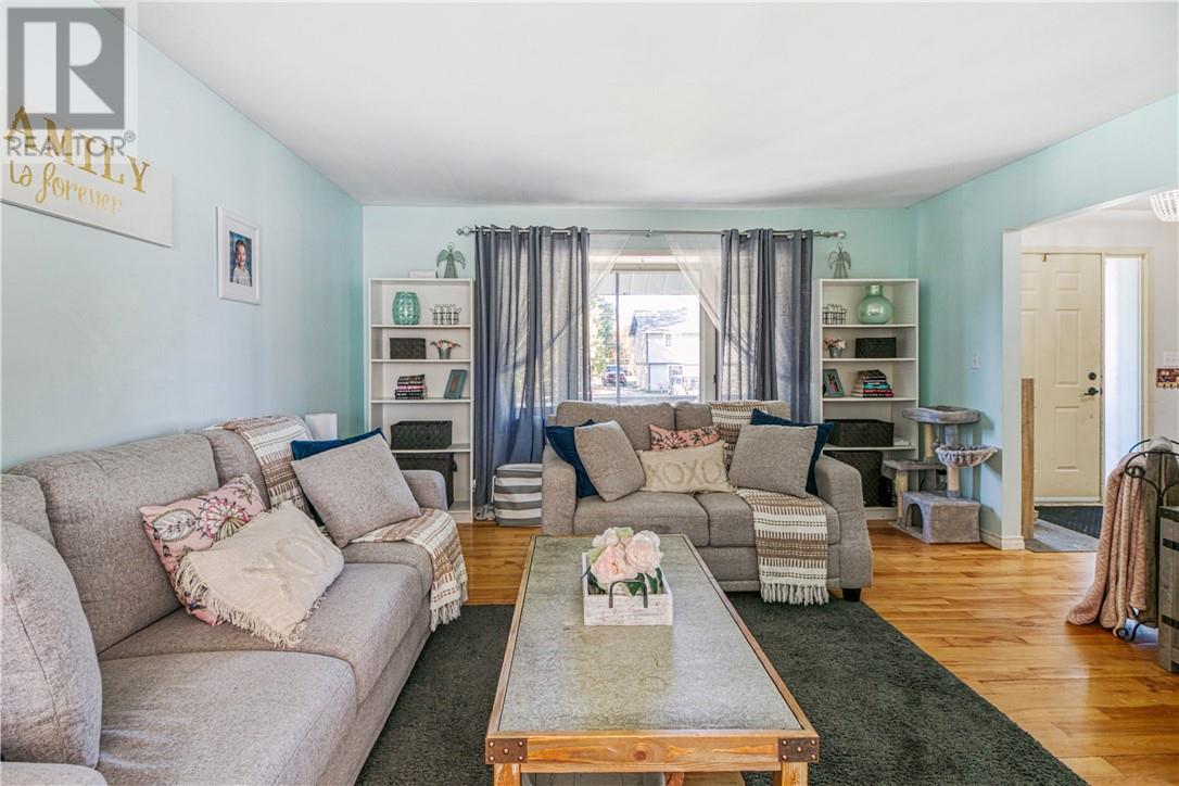 4742 Gabrielle Street, Hanmer, Ontario P3P 1K2 - Photo 5 - 2125855