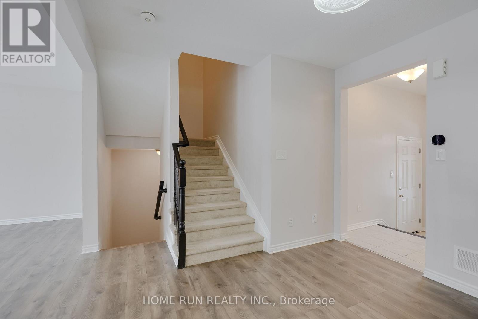 522 Cope Drive, Ottawa, Ontario K2V 0N8 - Photo 19 - X12551838