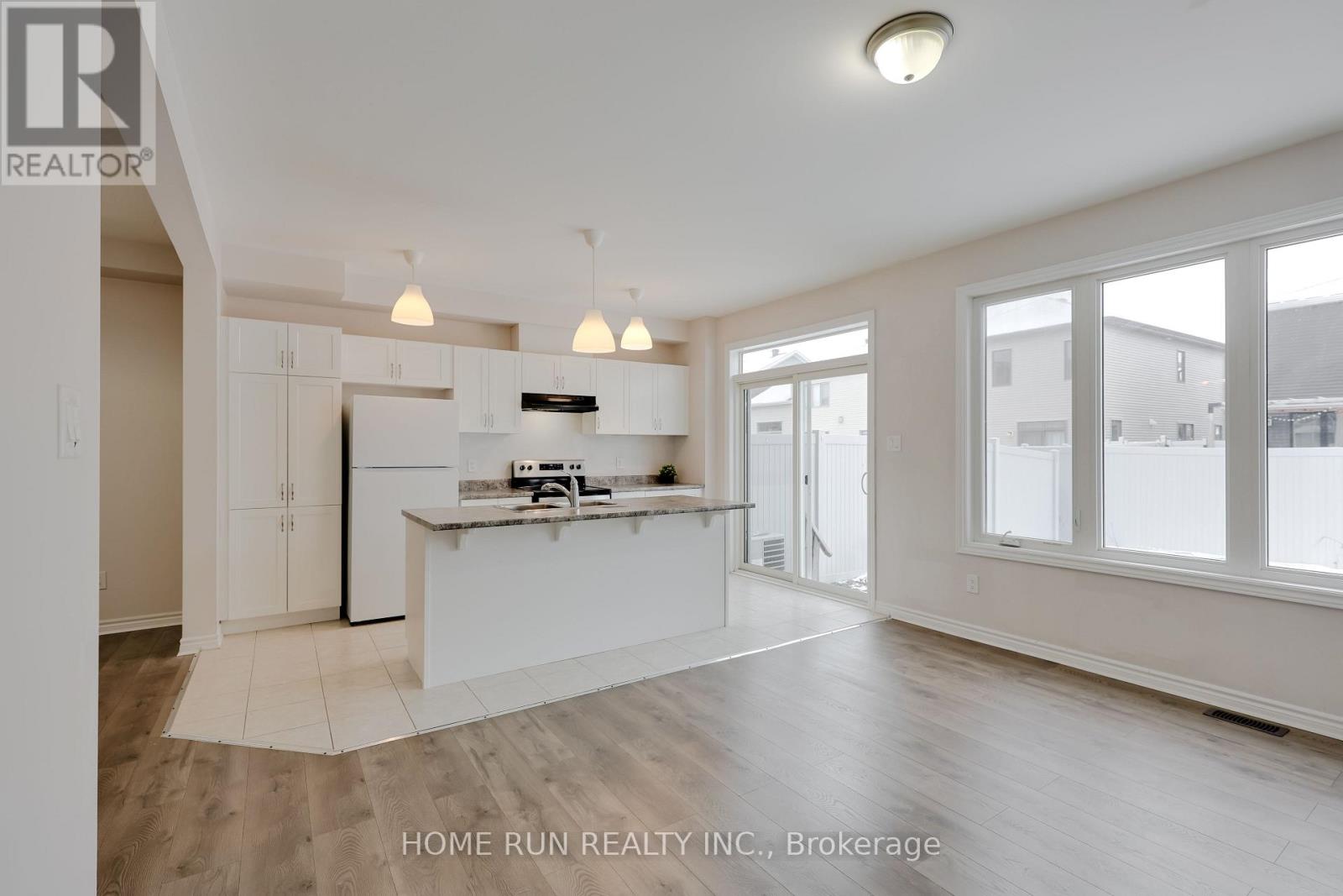 522 Cope Drive, Ottawa, Ontario K2V 0N8 - Photo 13 - X12551838