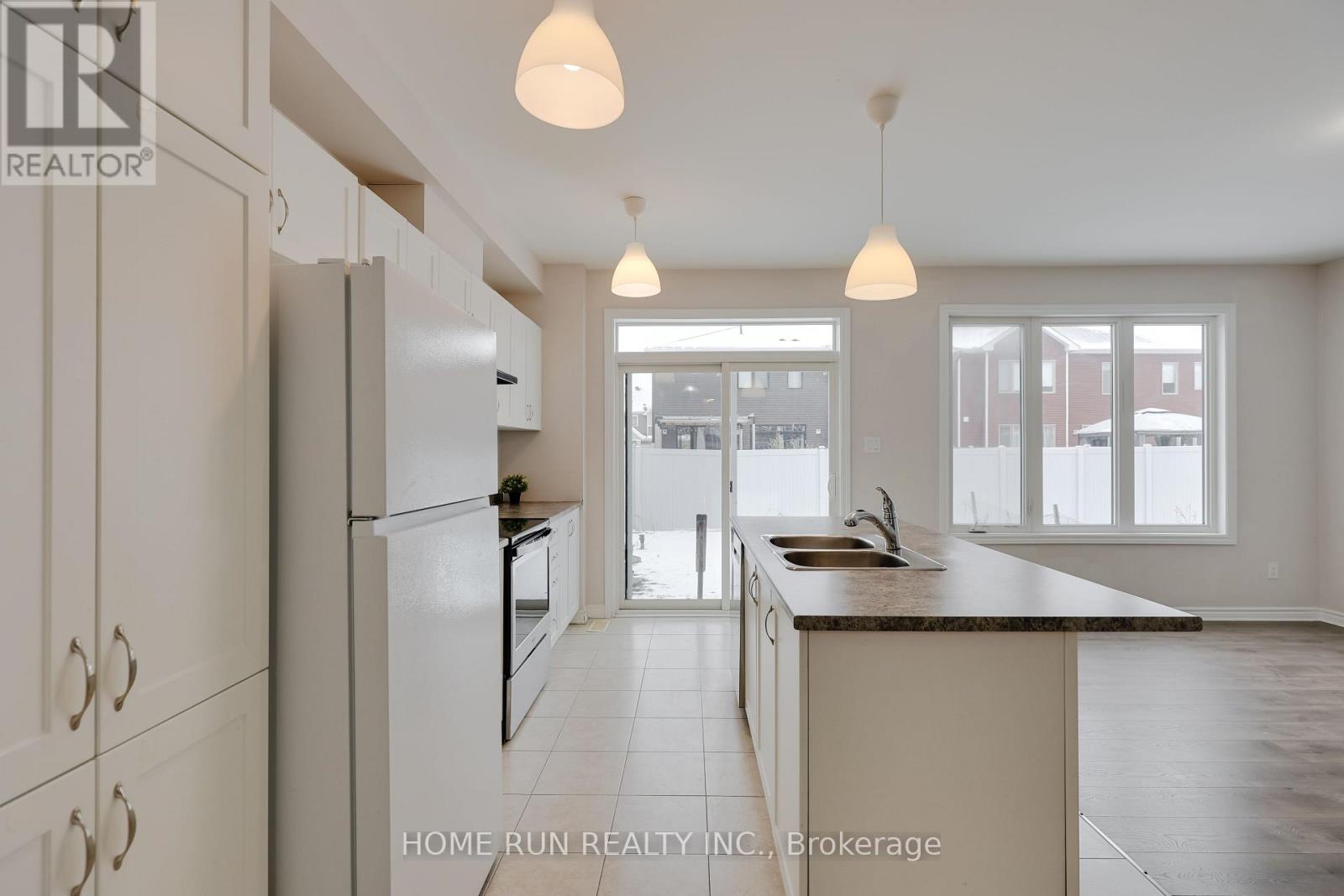 522 Cope Drive, Ottawa, Ontario K2V 0N8 - Photo 18 - X12551838