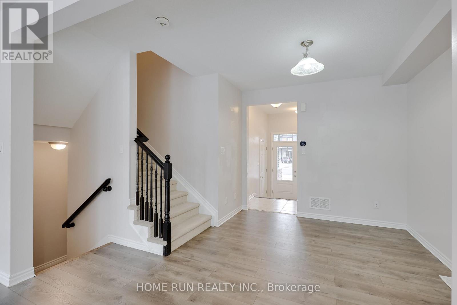 522 Cope Drive, Ottawa, Ontario K2V 0N8 - Photo 11 - X12551838