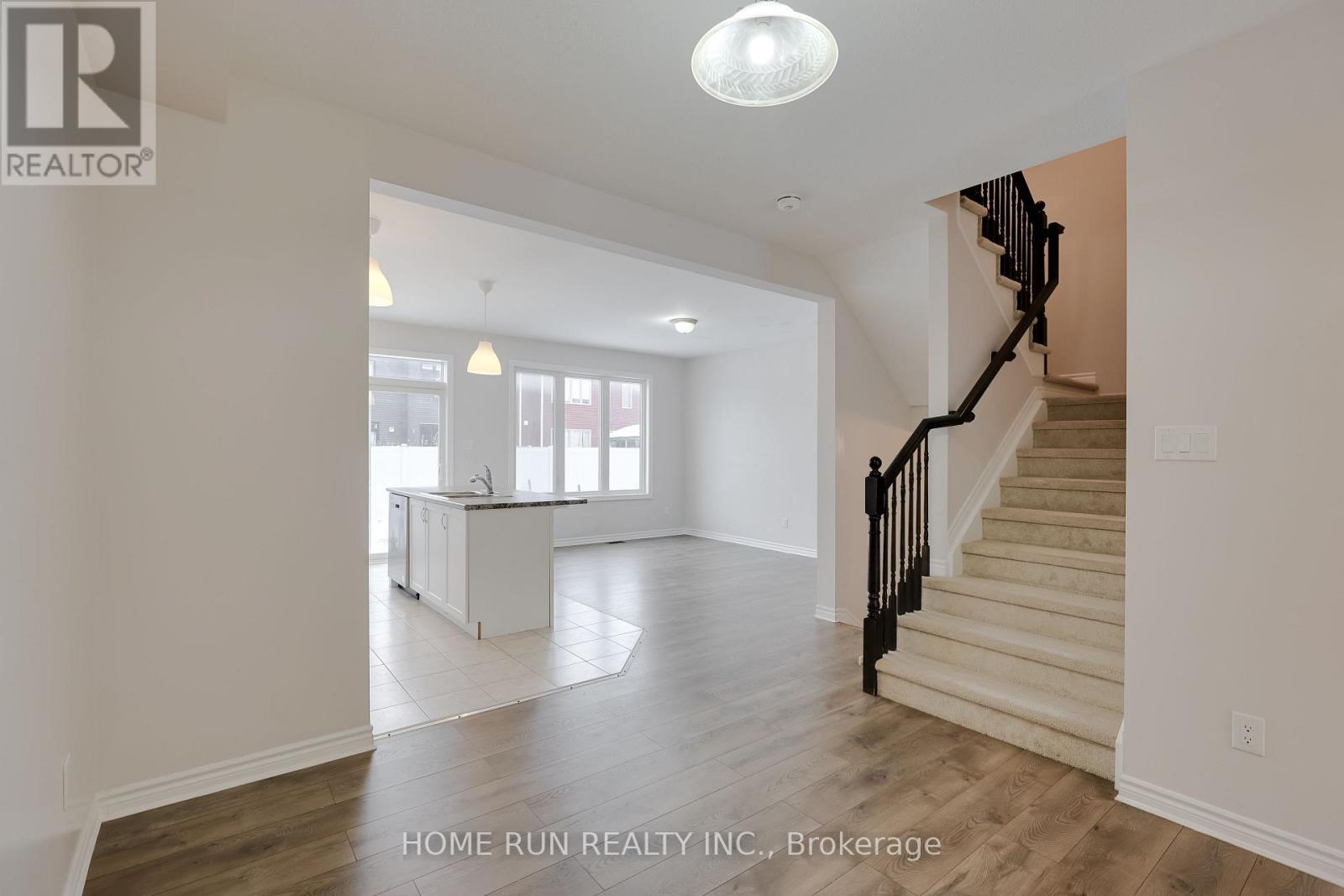 522 Cope Drive, Ottawa, Ontario K2V 0N8 - Photo 12 - X12551838