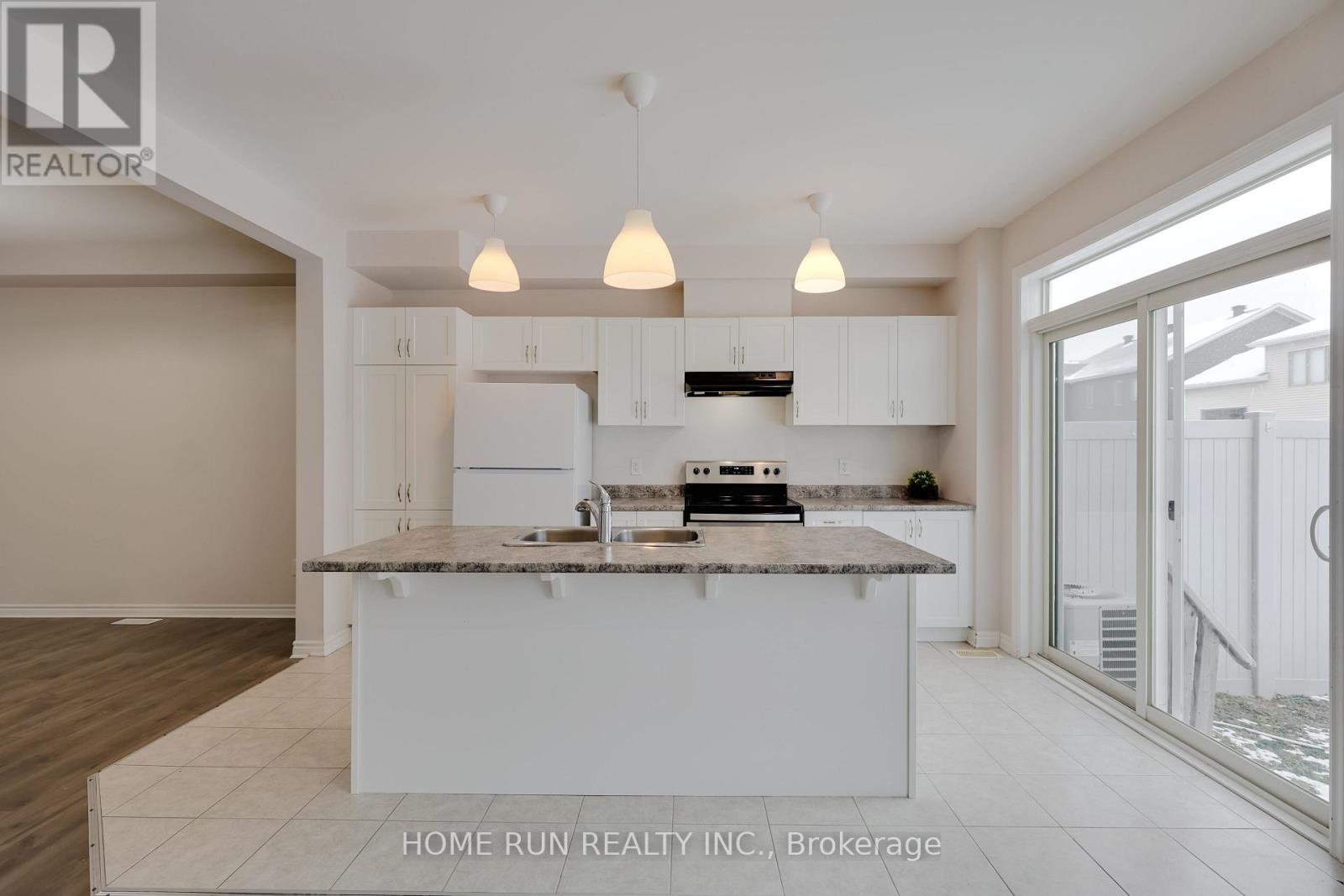 522 Cope Drive, Ottawa, Ontario K2V 0N8 - Photo 17 - X12551838