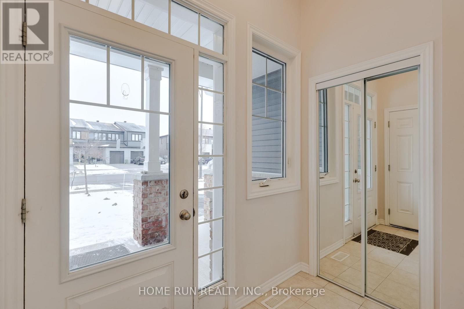 522 Cope Drive, Ottawa, Ontario K2V 0N8 - Photo 6 - X12551838