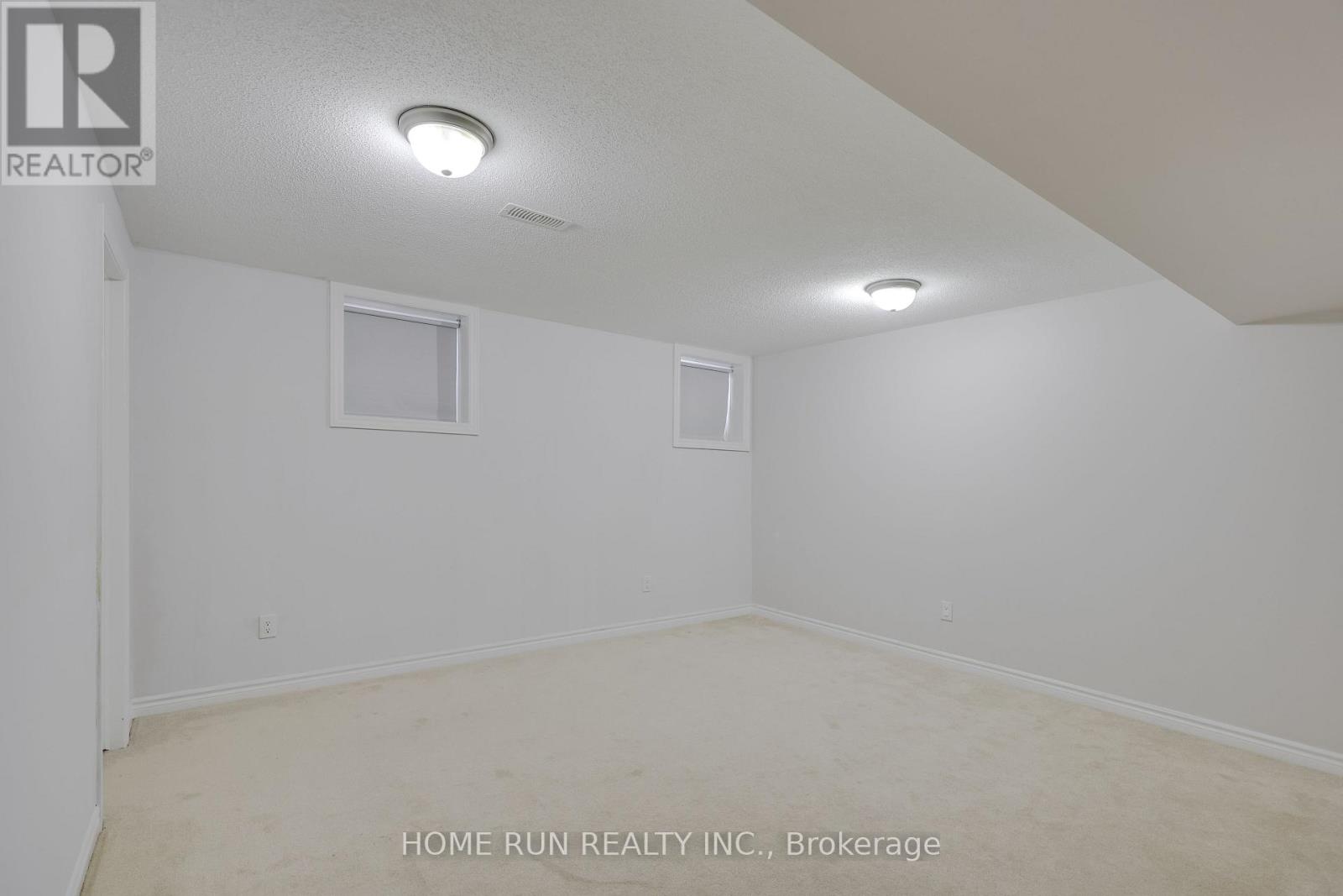 522 Cope Drive, Ottawa, Ontario K2V 0N8 - Photo 36 - X12551838