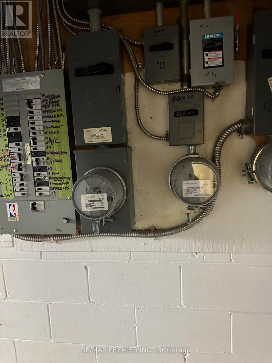 7 - 2965 Islington Avenue, Toronto, Ontario M9L 2K8 - Photo 12 - W12600140