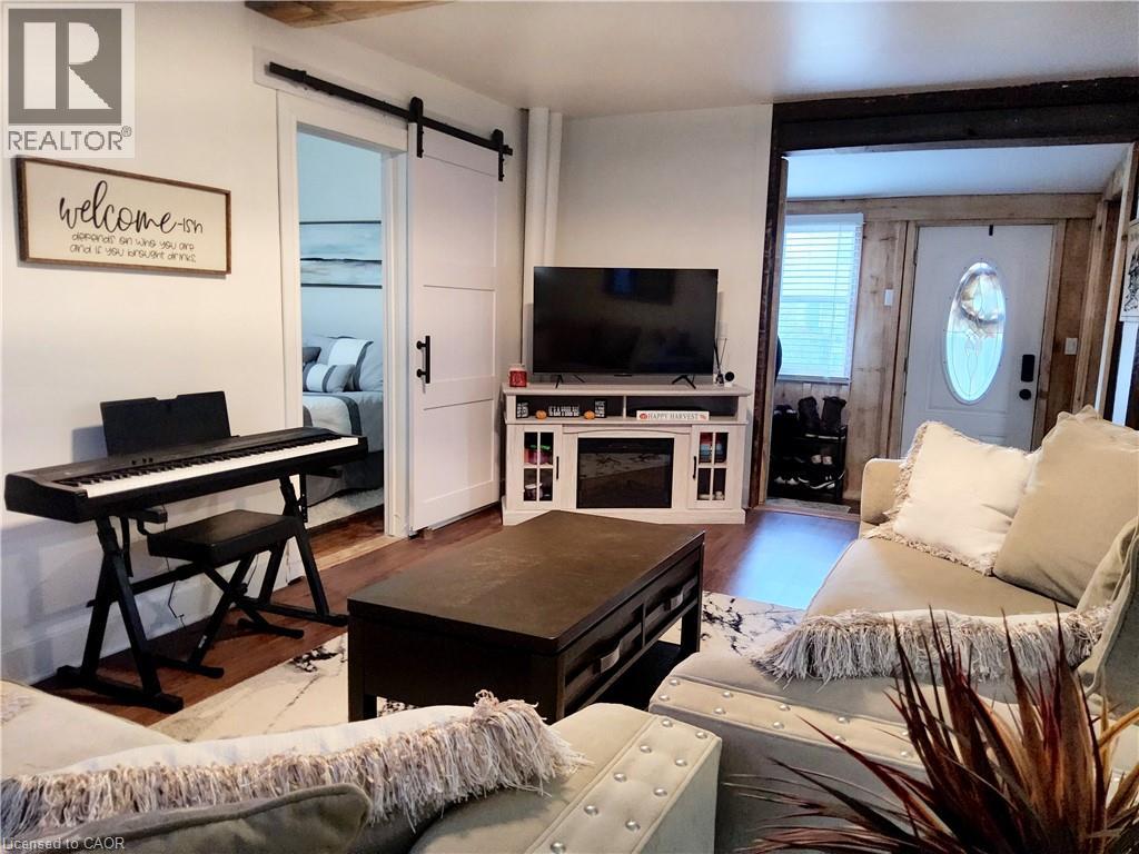 1 John Avenue, Paris, Ontario  N3L 2S8 - Photo 5 - 40777214