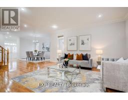 12 TORMINA COURT, Markham, Ontario