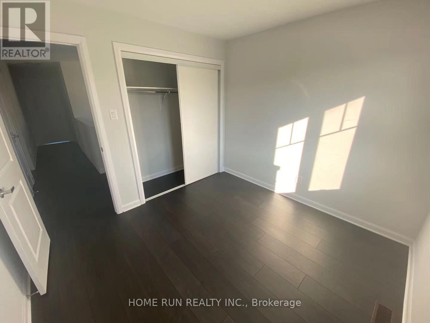 1041 Speedvale Court, Ottawa, Ontario  K2T 0P6 - Photo 14 - X12600246