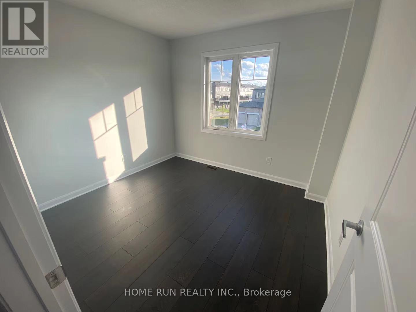 1041 Speedvale Court, Ottawa, Ontario  K2T 0P6 - Photo 15 - X12600246