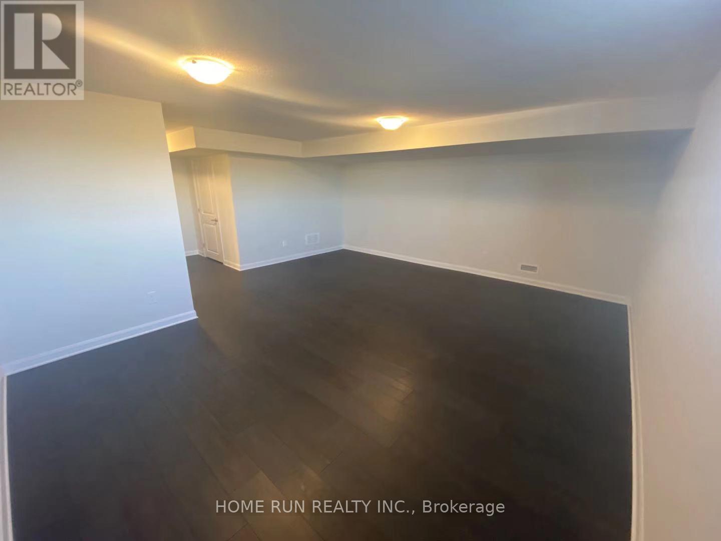 1041 Speedvale Court, Ottawa, Ontario  K2T 0P6 - Photo 18 - X12600246