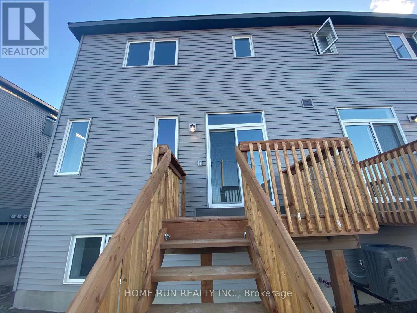 1041 Speedvale Court, Ottawa, Ontario  K2T 0P6 - Photo 20 - X12600246