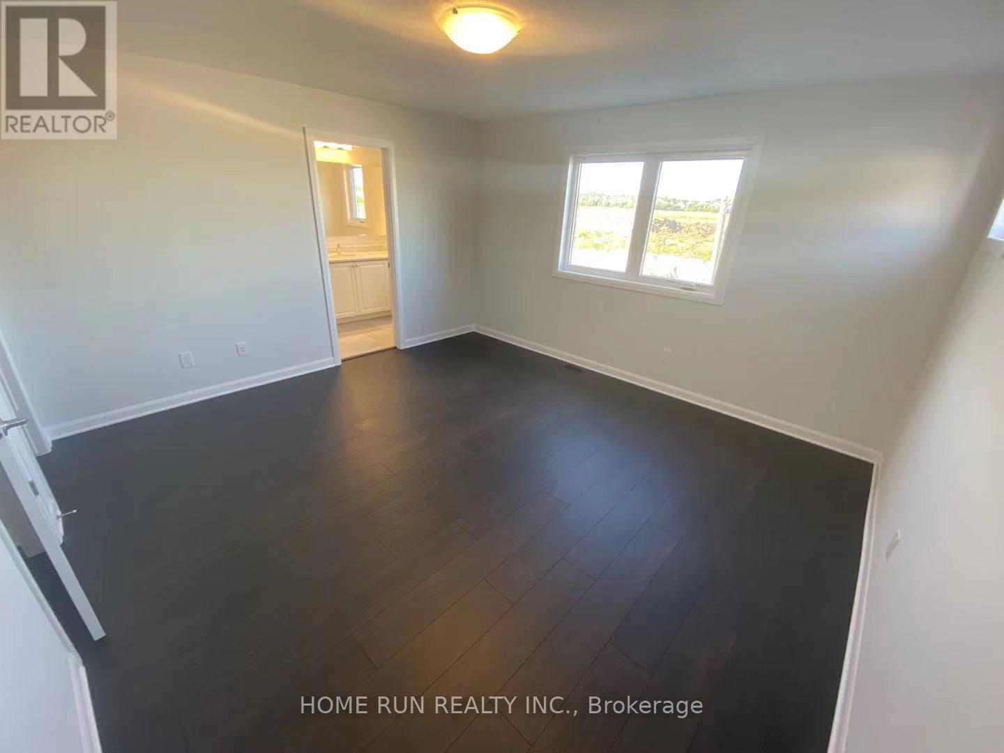 1041 Speedvale Court, Ottawa, Ontario  K2T 0P6 - Photo 9 - X12600246