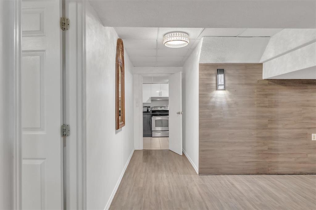 77 Bondar Bay, Winnipeg, Manitoba  R2P 1B3 - Photo 24 - 202529430