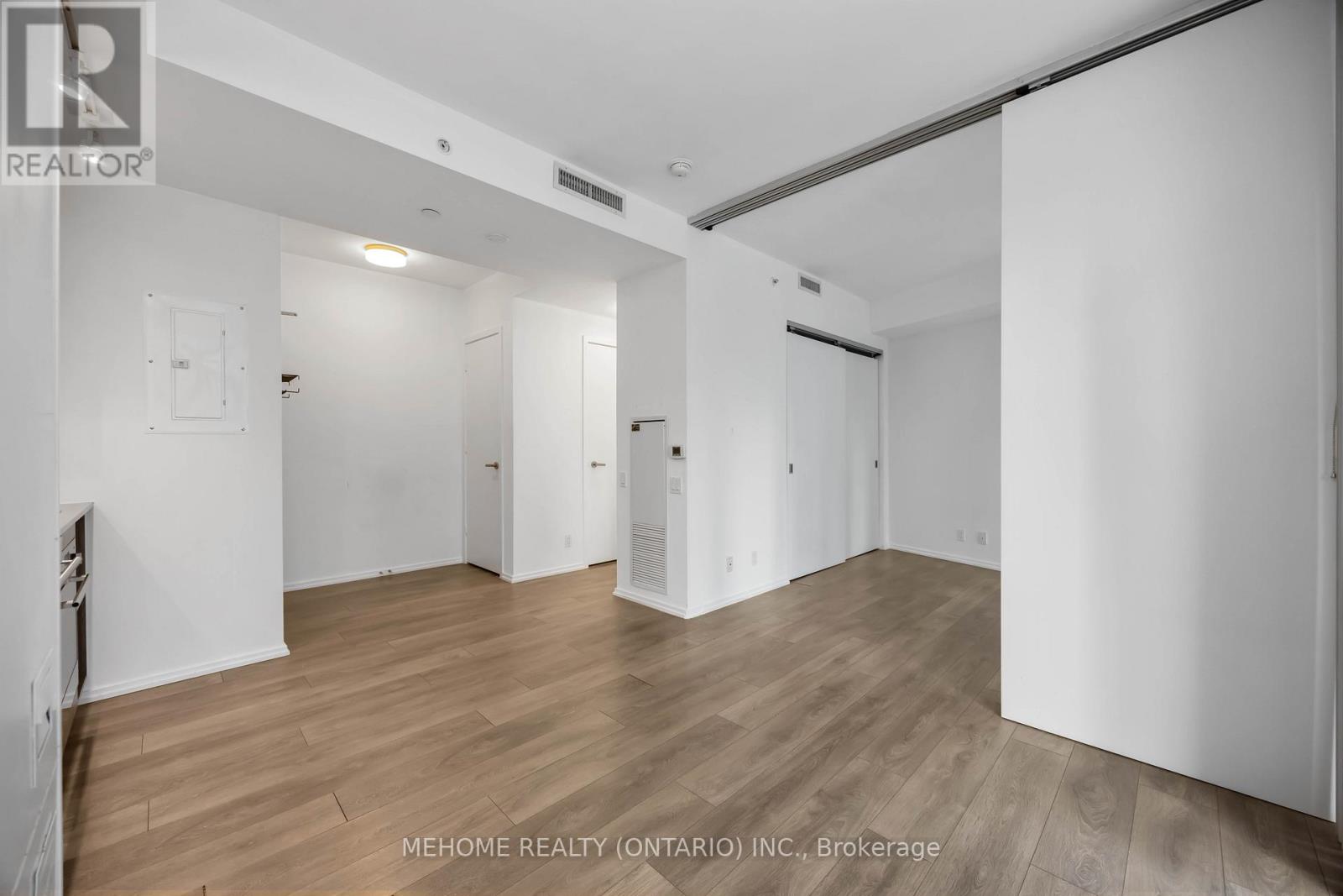 1812 - 125 Peter Street, Toronto, Ontario  M5V 2G9 - Photo 12 - C12600234