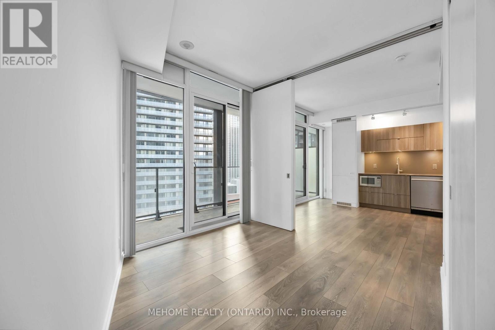 1812 - 125 Peter Street, Toronto, Ontario  M5V 2G9 - Photo 16 - C12600234