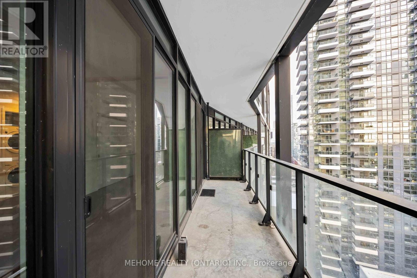 1812 - 125 Peter Street, Toronto, Ontario  M5V 2G9 - Photo 20 - C12600234