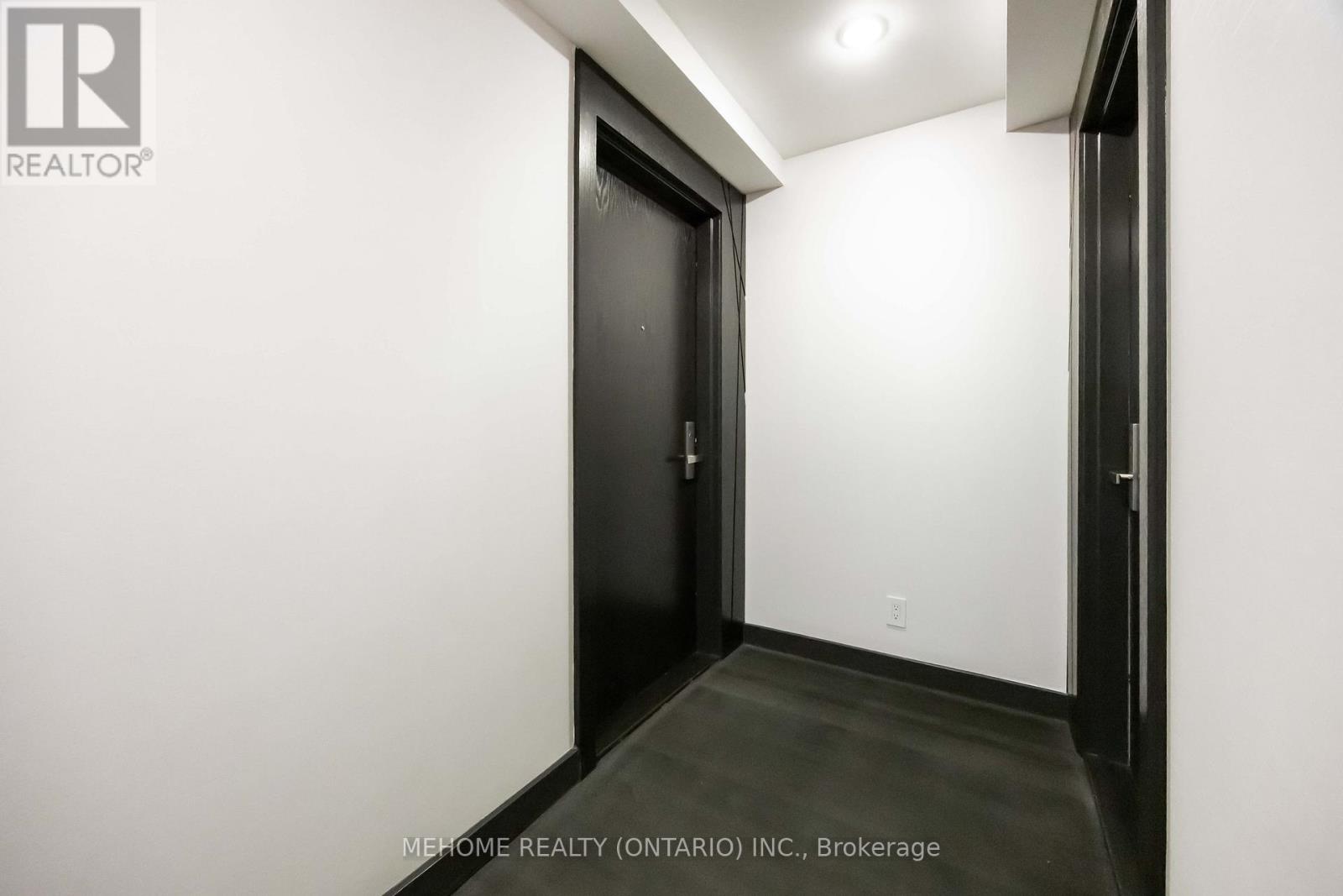 1812 - 125 Peter Street, Toronto, Ontario  M5V 2G9 - Photo 4 - C12600234