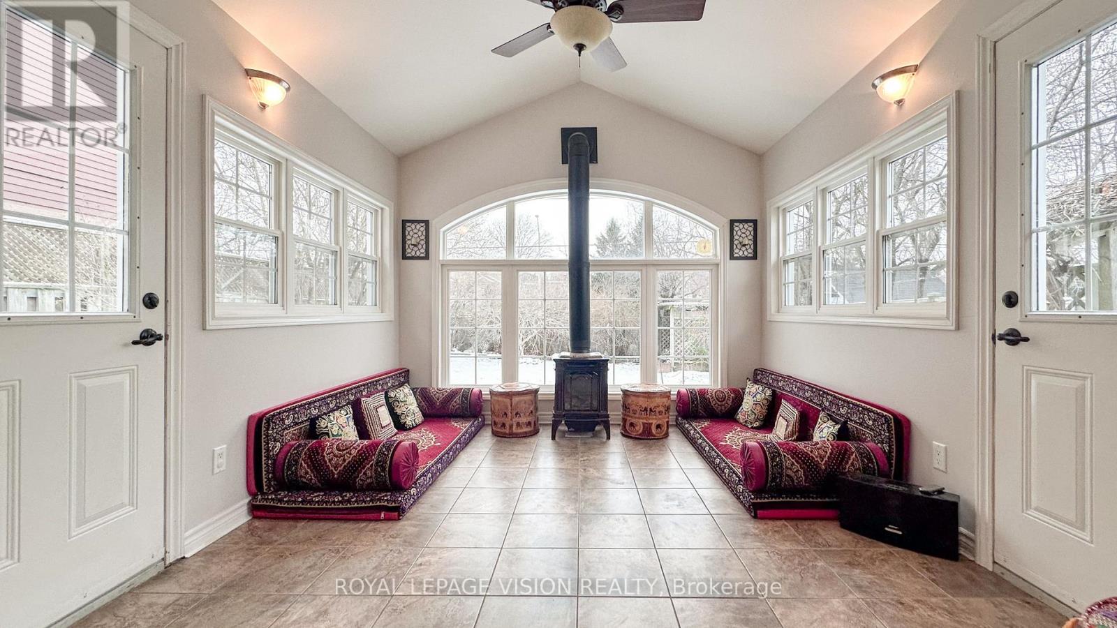 1939 A Parkside Drive, Pickering, Ontario L1V 3N6 - Photo 10 - E12600186