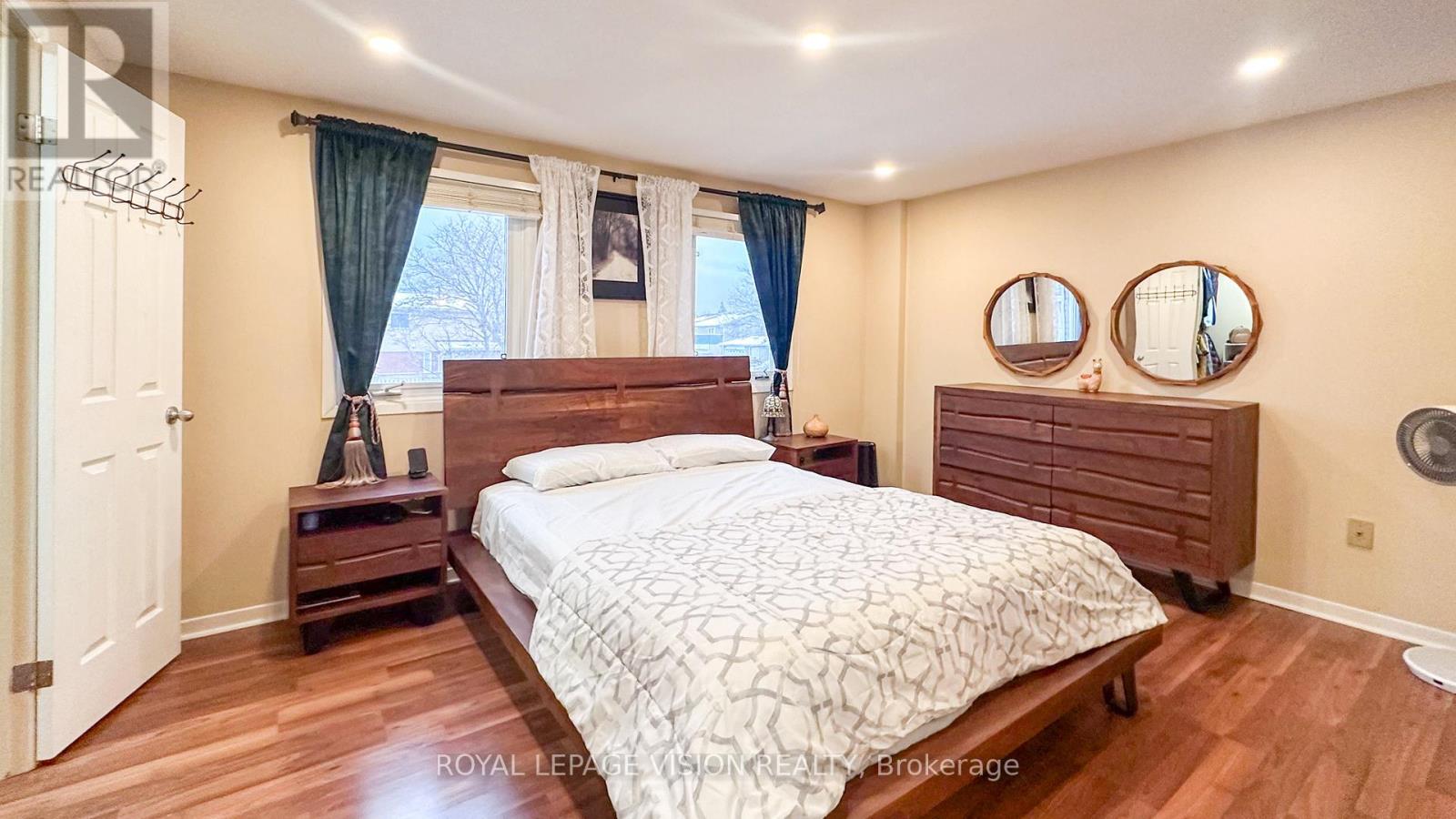 1939 A Parkside Drive, Pickering, Ontario L1V 3N6 - Photo 29 - E12600186