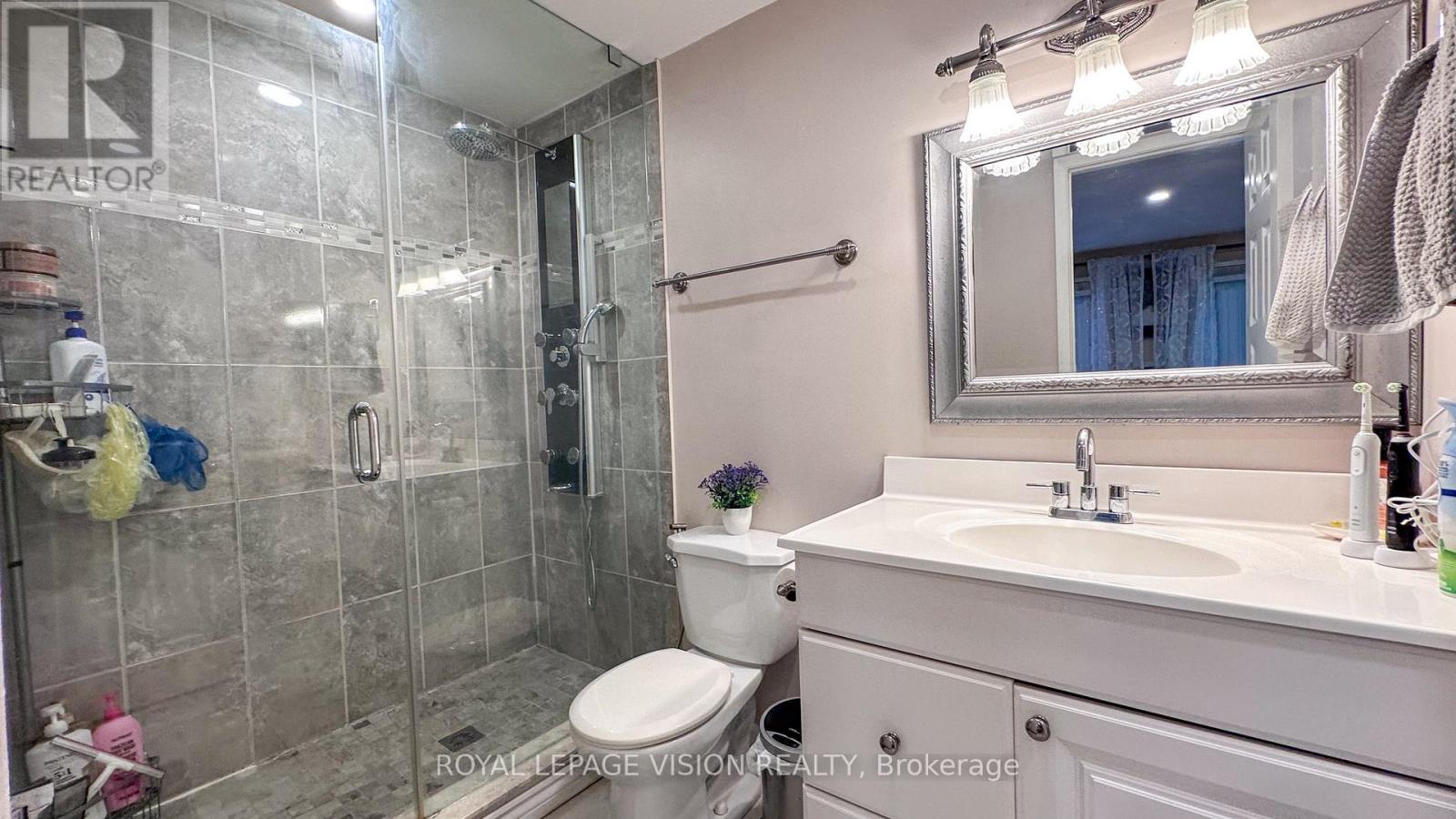 1939 A Parkside Drive, Pickering, Ontario L1V 3N6 - Photo 32 - E12600186