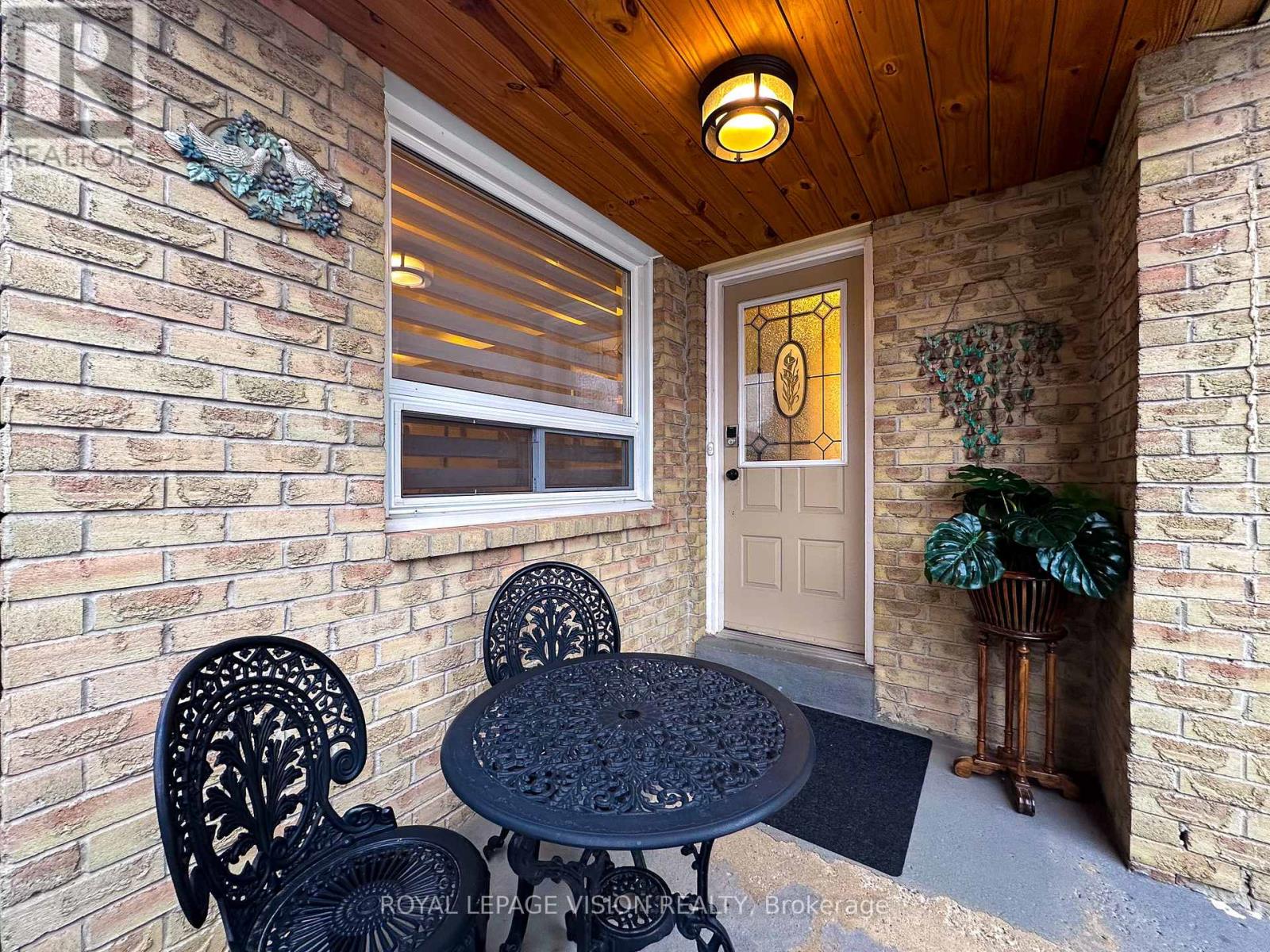 1939 A Parkside Drive, Pickering, Ontario L1V 3N6 - Photo 5 - E12600186