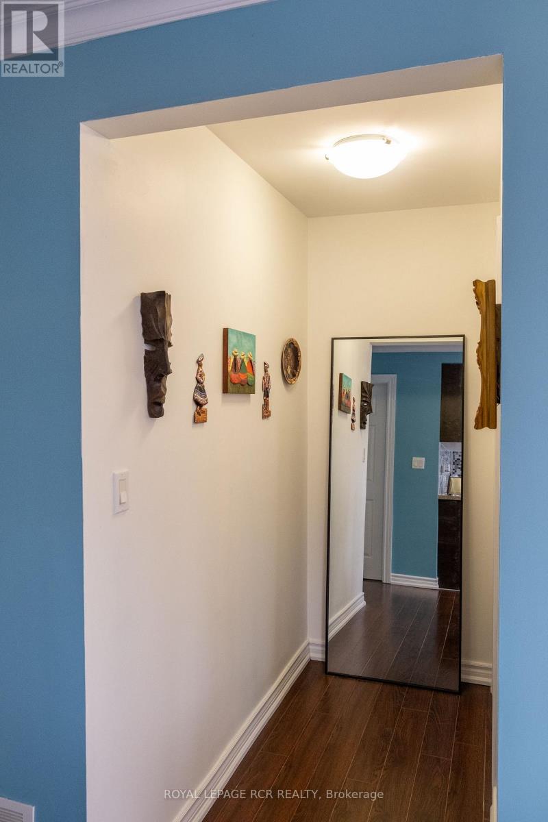 341 Miami Drive, Georgina, Ontario  L4P 2Z6 - Photo 10 - N12600222