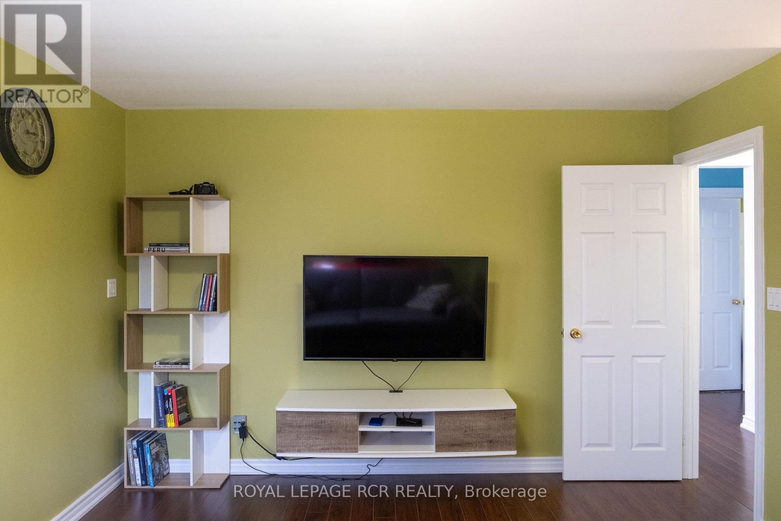 341 Miami Drive, Georgina, Ontario  L4P 2Z6 - Photo 12 - N12600222