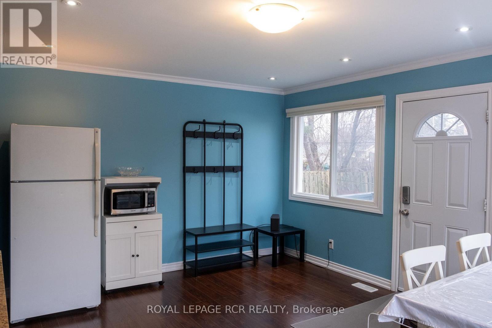 341 Miami Drive, Georgina, Ontario  L4P 2Z6 - Photo 6 - N12600222