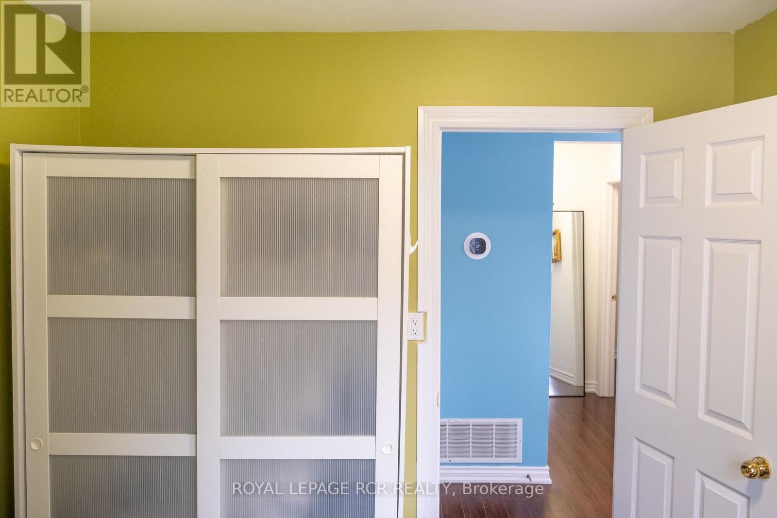 341 Miami Drive, Georgina, Ontario  L4P 2Z6 - Photo 9 - N12600222